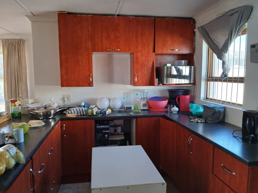 5 Bedroom Property for Sale in Club View Eastern Cape